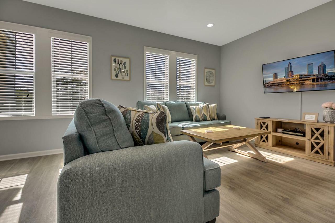 New 3/2 Duplex Minutes From Heart Of Tampa -Unit B Lejlighed Eksteriør billede