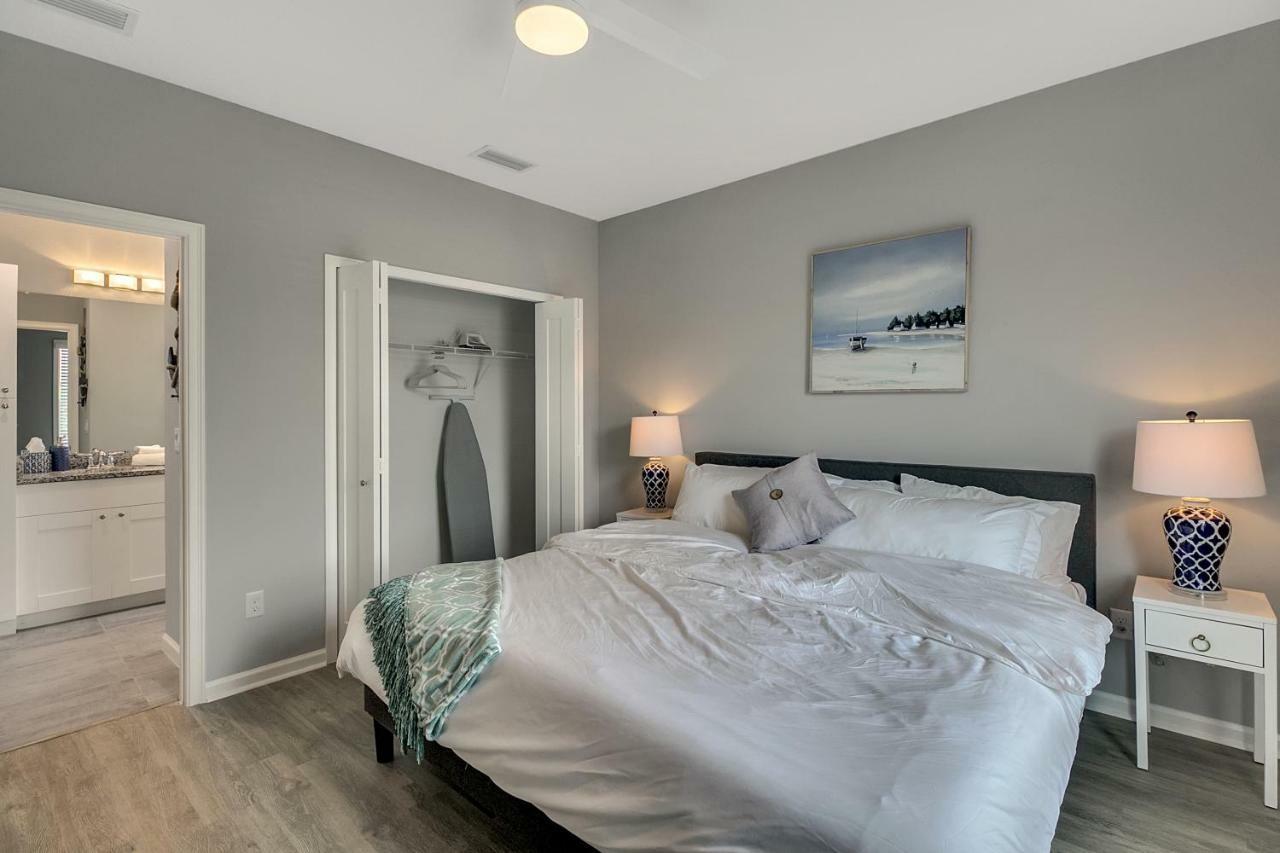 New 3/2 Duplex Minutes From Heart Of Tampa -Unit B Lejlighed Eksteriør billede