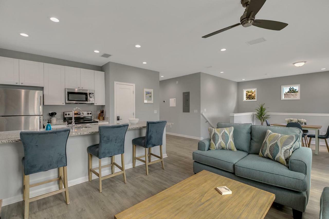 New 3/2 Duplex Minutes From Heart Of Tampa -Unit B Lejlighed Eksteriør billede