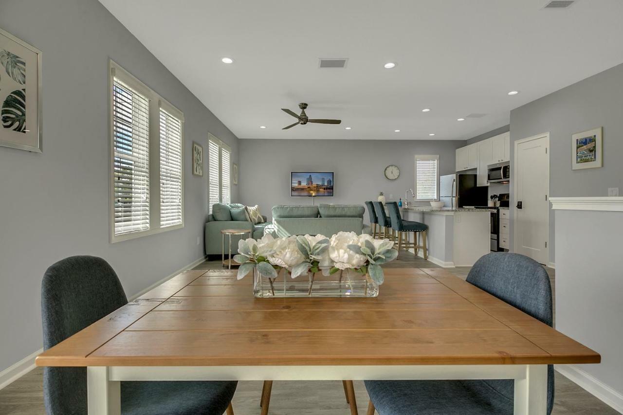 New 3/2 Duplex Minutes From Heart Of Tampa -Unit B Lejlighed Eksteriør billede