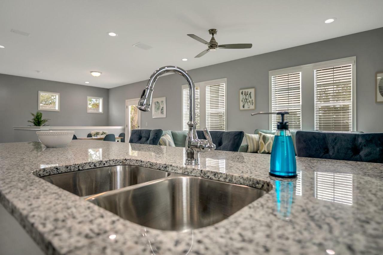 New 3/2 Duplex Minutes From Heart Of Tampa -Unit B Lejlighed Eksteriør billede